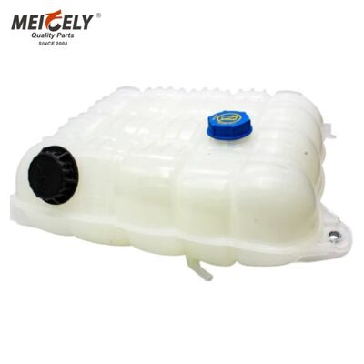 High-Quality Expansion Tank  74 22 821 832 Coolant Expansion Tank  7422 821 832 For Renault Truck