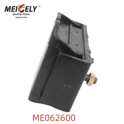 Xe tải hạng nặng ME 062600 ME 05257 Đắp động cơ cao su cho Mitsubishi
