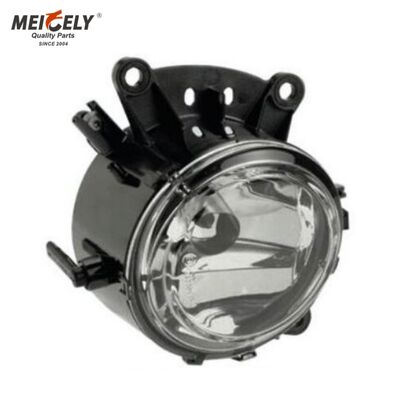 Đèn pha trước OEM 9608200456 Đèn sương mù R Đèn pha cho Mercedes Actros MP4 F