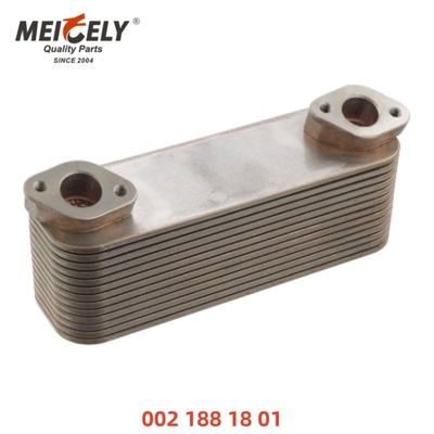 Giải pháp làm mát chuyên nghiệp 002 188 18 01 Máy làm mát dầu động cơ cho MERCEDES-BENZ